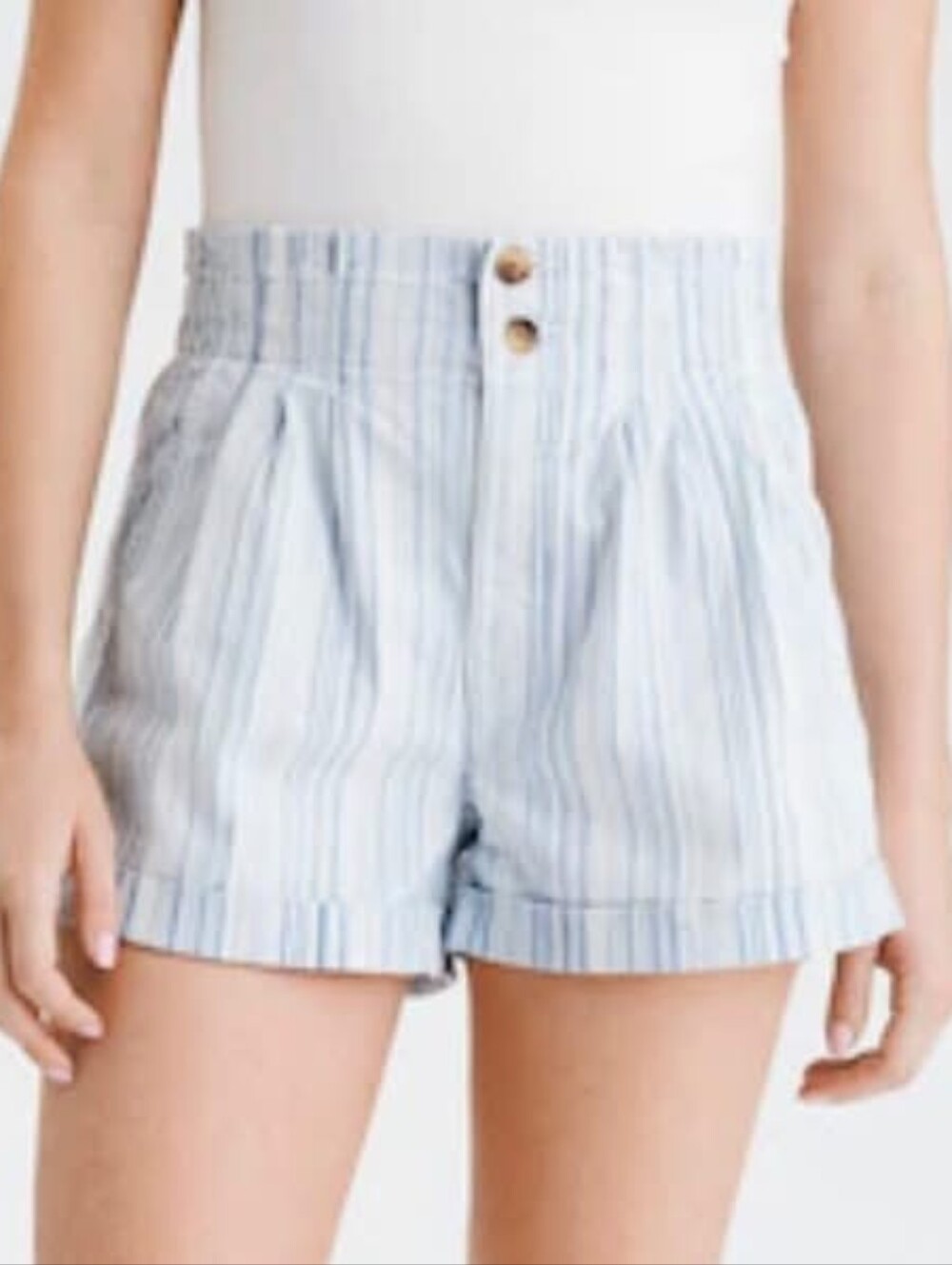 American Eagle Outfitters High- Waisted Shorts & Tan Linen Shorts Bundle